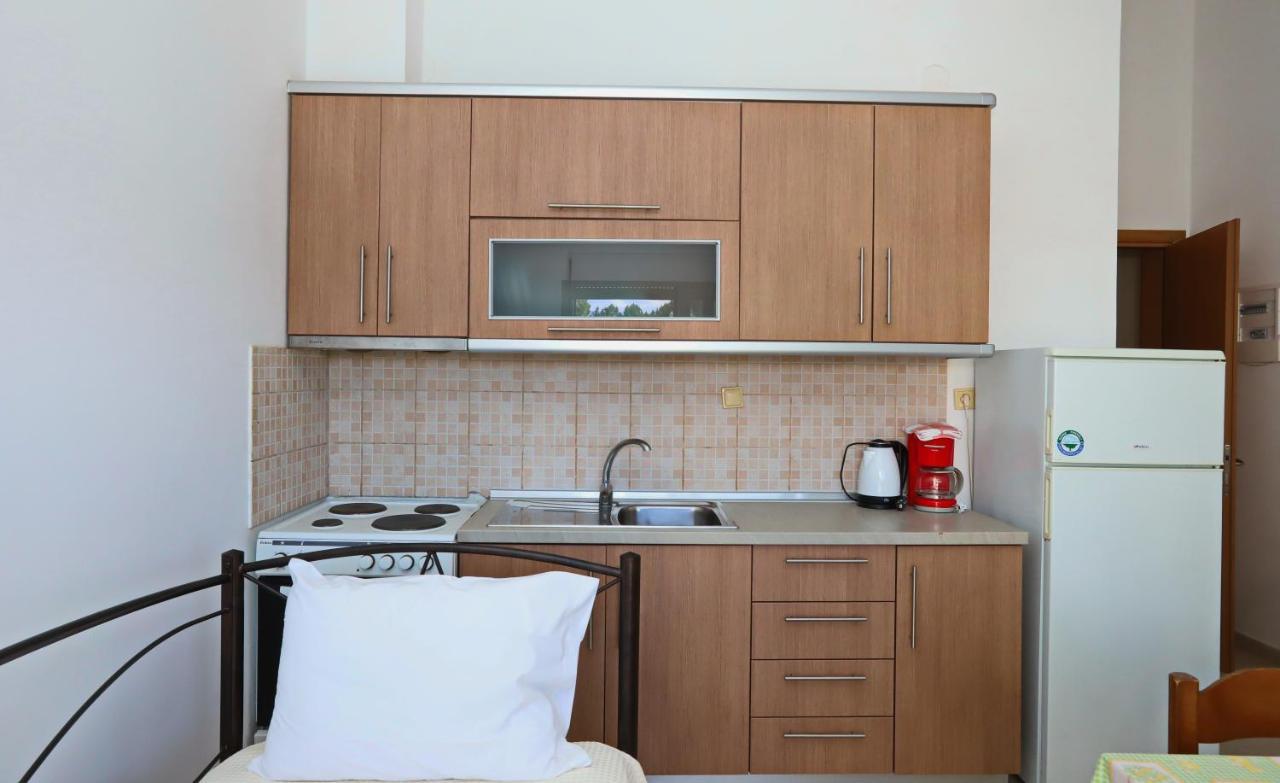 Katerina Apartments Керамоті Екстер'єр фото